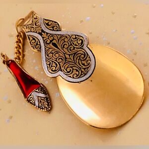 Vintage Spanish Damascene Shoe Horn, High Heel, Gold Tone, Black & Silver 1970s